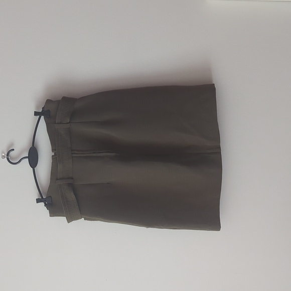 Dark green skirt - Picture 2 of 5